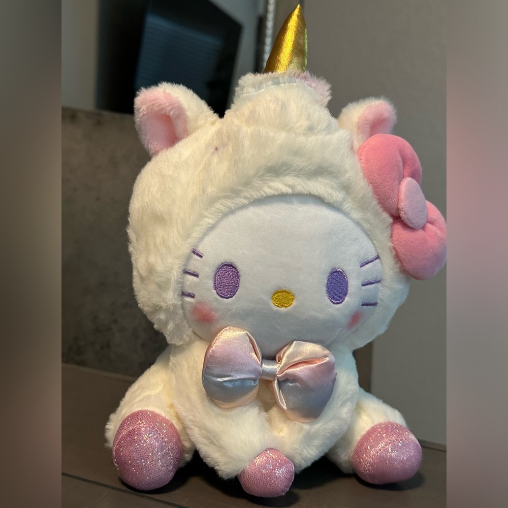 Hello Kitty Unicorn Plush - White and Pink
